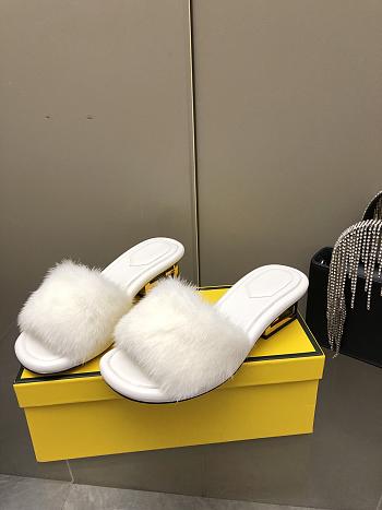 Fortok Fendi 2023SS Mink Fur FF Baguette Heel Slides White