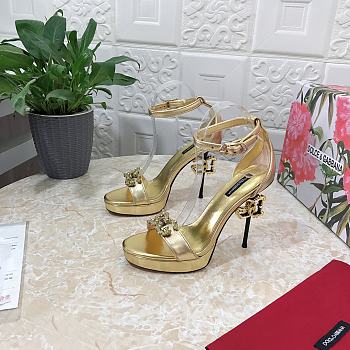 Fortok Dolice & Gabana DG Big Gold Buckle Heel Sandals in Gold