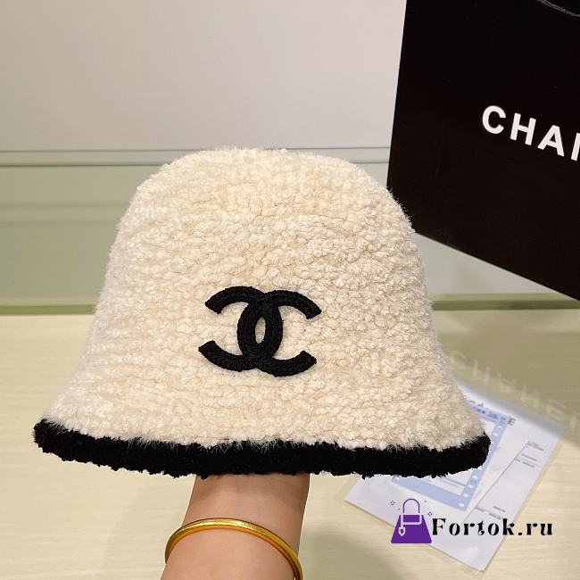 Fortok Chanel Classic Logo Bucket Hat White/Black - 1