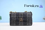 Fortok Chanel 22A Navy Blue Ecru Tweed Quilted 19 Flap Small Mixed Hardware 25cm - 1