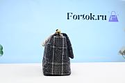 Fortok Chanel 22A Navy Blue Ecru Tweed Quilted 19 Flap Small Mixed Hardware 25cm - 3