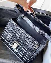 Fortok Givenchy 4G Embosses Leather Crossbody Bag Black 17x6x12cm - 5