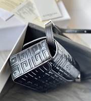 Fortok Givenchy 4G Embosses Leather Crossbody Bag Black 17x6x12cm - 6