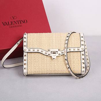 Fortok Valentino Rockstud Shoulder Bag in Boucle Raffia 22.5x5x16cm