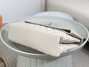 Fortok Chanel A07095 White Flap CC Silver Chain Shoulder Bag 32x7.5x19cm - 6