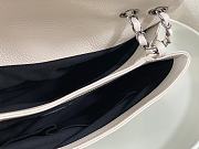 Fortok Chanel A07095 White Flap CC Silver Chain Shoulder Bag 32x7.5x19cm - 3