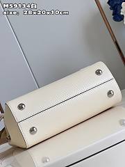 Fortok Louis Vuitton Cluny Mini Bag White M58928 20x16x7.5cm - 2