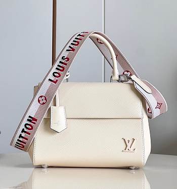 Fortok Louis Vuitton Cluny Mini Bag White M58928 20x16x7.5cm