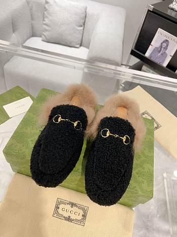 Fortok Gucci Fur Loafers Black