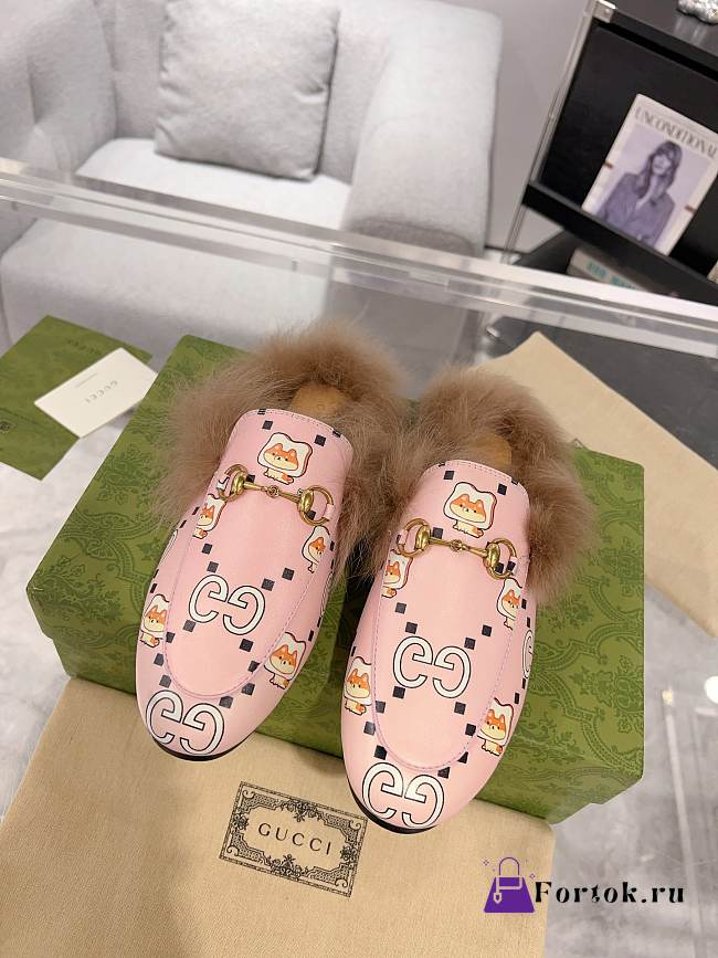 Fortok Gucci Fur & Leather Loafers Pink - 1