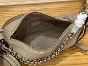 Fortok Louis Vuitton Baia Moon Bag Beige M22820 26x17x7.5cm - 2