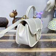 Fortok Louis Vuitton  Hide & Seek Bag White M22720 21x15x8cm - 4