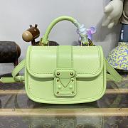 Fortok Louis Vuitton Hide & Seek Bag Green M22725 21x15x8cm - 1