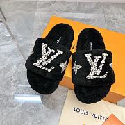 Fortok Louis Vuitton 2023 Wool Slippers Black - 1