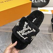 Fortok Louis Vuitton 2023 Wool Slippers Black - 2