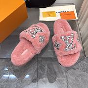 Fortok Louis Vuitton 2023 Wool Slippers Pink - 2