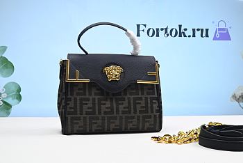 Fortok Fendi x Versace Fendace La Medusa Medium Bag 25x12x22cm