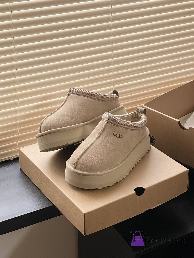 Fortok Ugg Natural Tazz Flatform Suede Slippers - 1