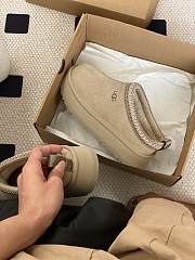 Fortok Ugg Natural Tazz Flatform Suede Slippers - 5