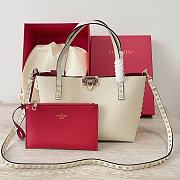 Fortok Valentino Garavani Shopper Rockstud Small With Pouch 20x26x7.5 cm - 1