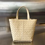 Fortok Bottega Veneta Small Flip Flap Beige 23x18.5x15cm - 4