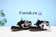Fortok Nike SB Dunk Low ‘Supreme Rammellzee’ FD8778-001 Sneakers  - 3