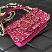 Fortok Valentino Garavani Locò Pink Shoulder Bag With Rhinestones 19x10.5x5cm - 3