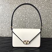 Fortok Valentino Garavani Letter Leather Shoulder Bag White 5080 24x15.5x7cm - 1