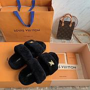 Fortok Louis Vuitton Sunset Comfort Fur Slippers Black - 5