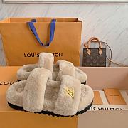 Fortok Louis Vuitton Sunset Comfort Fur Slippers Beige - 2