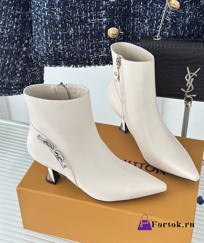 Fortok Louis Vuitton Sparkle Boots White - 1