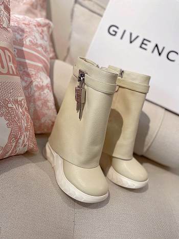 Fortok Givenchy Shark Lock Biker Boots Beige