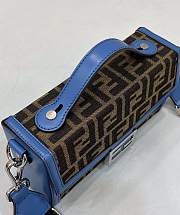 Fortok Fendi Soft Trunk Baguette Blue Leather and FF Fabric Bag 80102 21.5x6.5x12cm - 2
