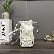 Fortok Loewe x Paula's Ibiza Anagram Cut-Out Pocket Bag White 652211 12x7x21cm - 1