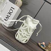 Fortok Loewe x Paula's Ibiza Anagram Cut-Out Pocket Bag White 652211 12x7x21cm - 3