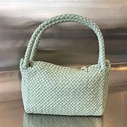 Fortok Bottega Veneta Tosca Intreccio Leather Shoulder Bag Light Green 27x18x8cm - 4