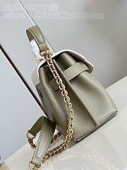 Fortok Louis Vuitton Lockme Ever Bag in Green M21088 23x17x10cm - 3