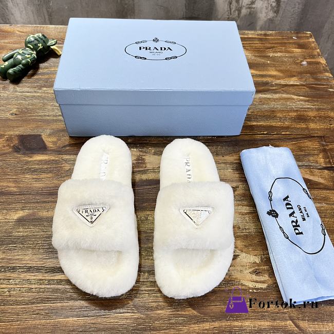 Fortok Prada Shearling Slipper Sandals White - 1
