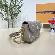 Fortok Louis Vuitton Wallet On Chain Ivy Bicolor Monogram Empreinte M82211 23.5x12x4.3cm - 6