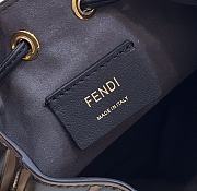 Fortok Fendi Mon Tresor Leather Bag With Embossed Ff Monogram in Brown 12x18x10cm - 5