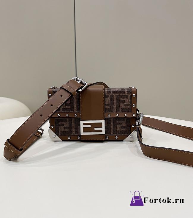 Fortok Fendi Baguette Trunk Bag in Brown 8369 19×4×11cm - 1