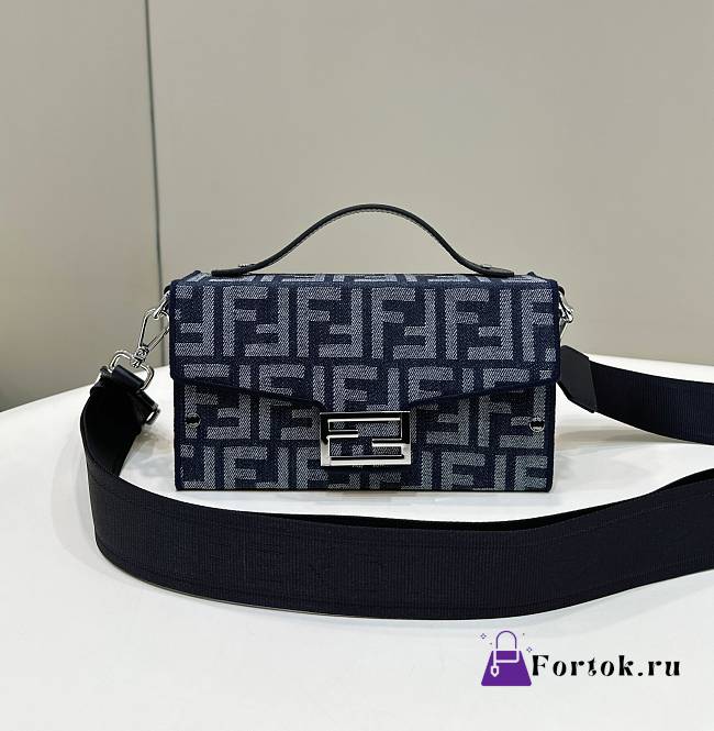 Fortok Fendi Baguette Trunk Bag in Dark Blue 21.5x6.5x12cm - 1