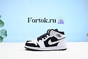 Fortok Air Jordan 1 Retro Mid Tuxedo 554724-113 Sneakers Black and White - 1
