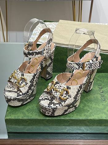 Fortok Gucci Beige & Brown Python Horsebit Heeled Sandals