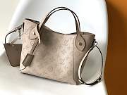 Fortok Louis Vuittion Mahina Hina Magnolia Bag Beige M54351 23x21x13cm - 1
