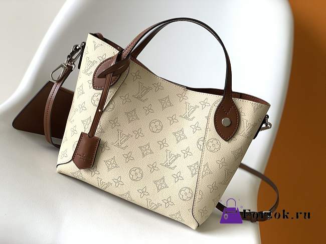 Fortok Louis Vuittion Mahina Hina Magnolia Bag Cream M51950 23x21x13cm - 1