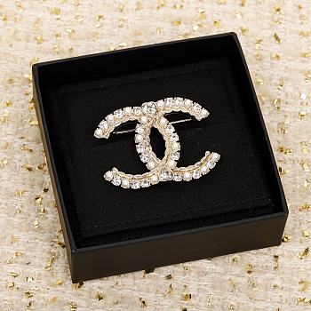 Fortok Chanel 23K Double C Brooch