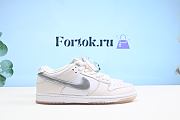 Fortok Nike SB Dunk Low ‘Diamond Supply Co White Diamond’ BV1310-100 Sneakers - 4