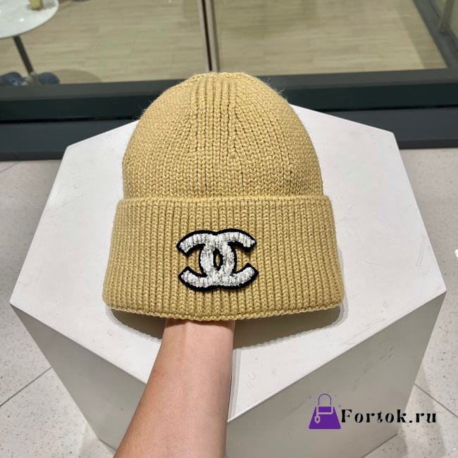 Fortok Chanel 2022 Beige Knitted Woolen Hat - 1