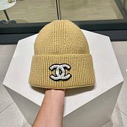 Fortok Chanel 2022 Beige Knitted Woolen Hat - 1